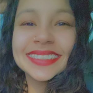 Meet your Posher, Anicia